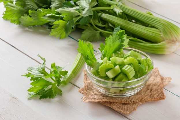 Men’s Health Benefits of Celery Leaves
