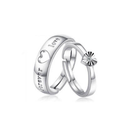 Top 5 Diamond Jewelry Items Perfect for Anniversary Gifting in women 