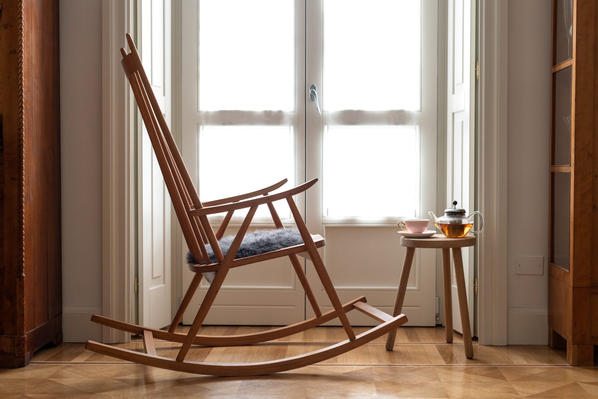 15 Invaluable Benefits Of A Rocking Chair