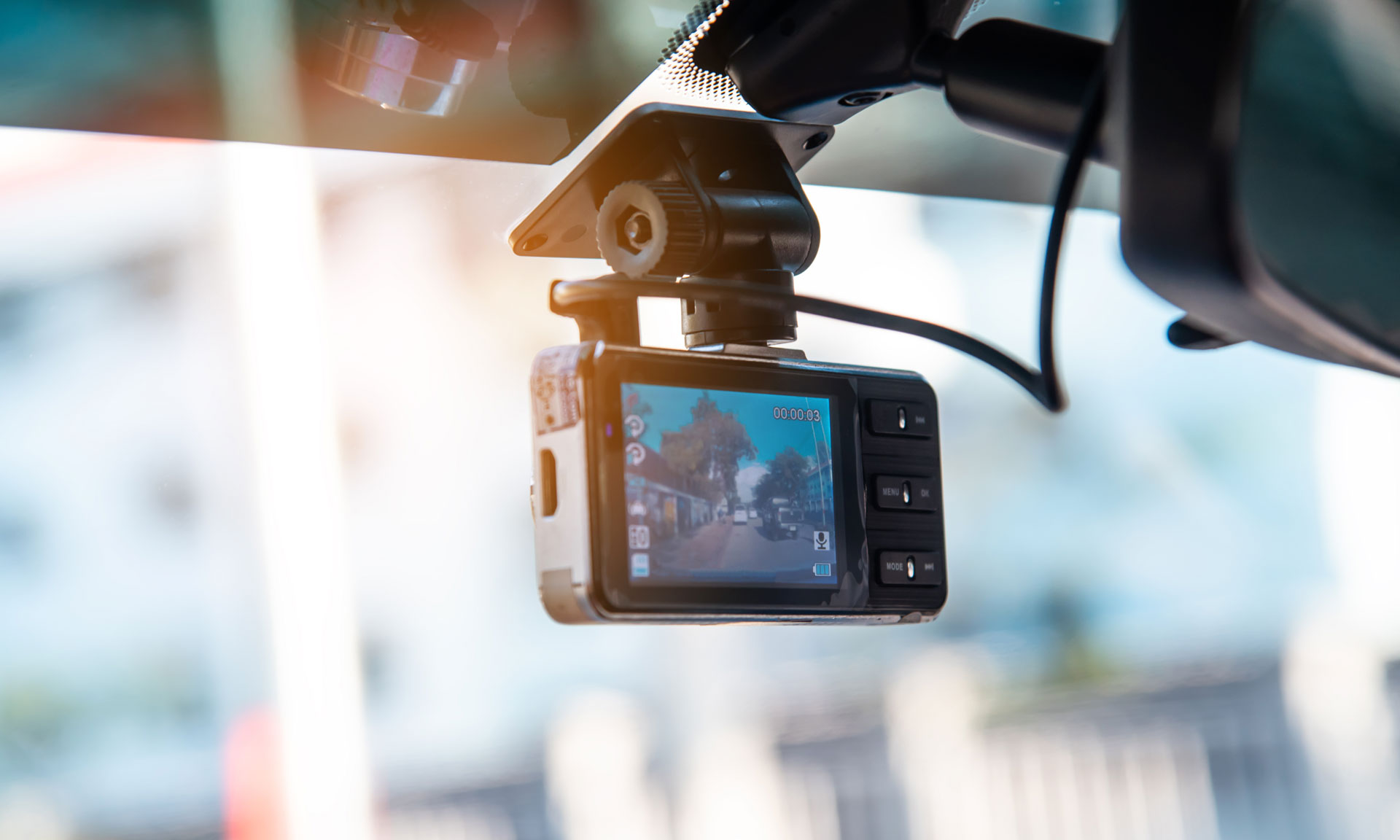 How To Choose The Dash Cam For Your Car In India?
