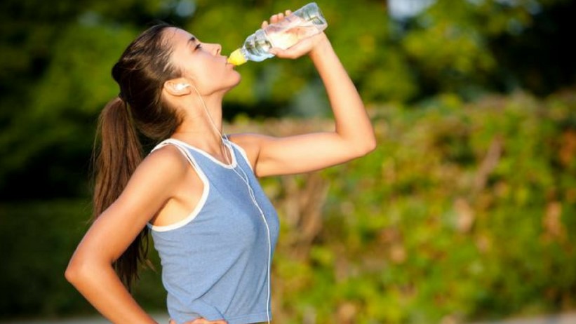 Best Ways to Rehydrate Quickly at Home