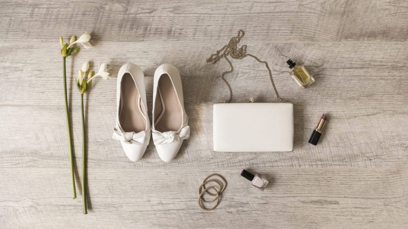 Fancy a Luxury Bridal Clutch Bag to match your personality!