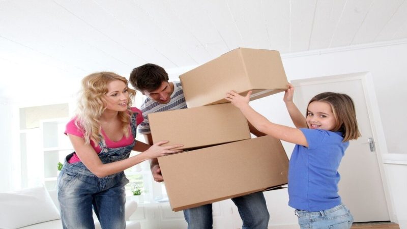 Does Hiring Professional Packers and Movers Benefit You?